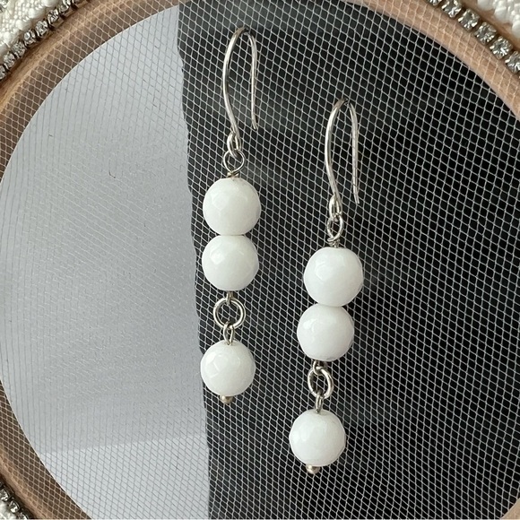 WHITE Jade Beads & Sterling Silver Earrings - Picture 7 of 12